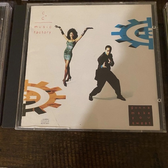 Assorted Music CD Collection - Picture 3 of 13